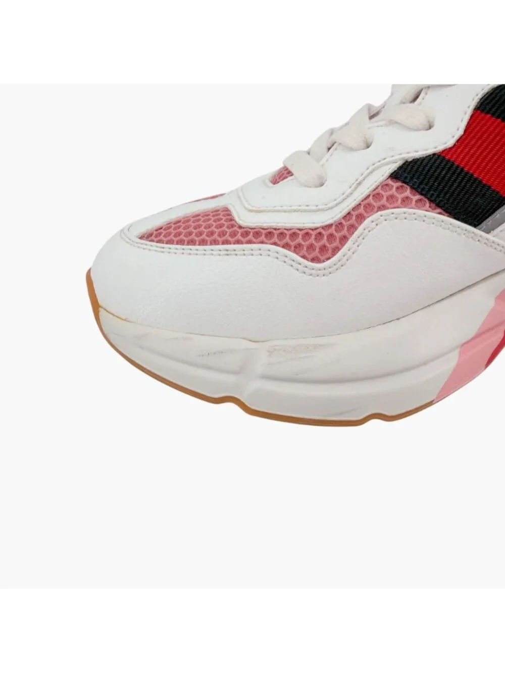 Gucci pre owned
